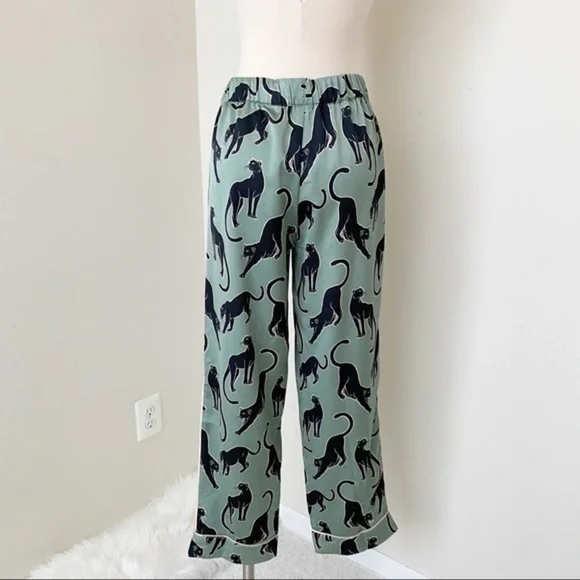 Ann Taylor women Cat Pajama Set - Picture 14 of 16